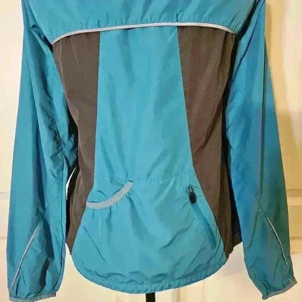 The North Face Women's Flight Series Jacket - Medium - Picture 3 of 7